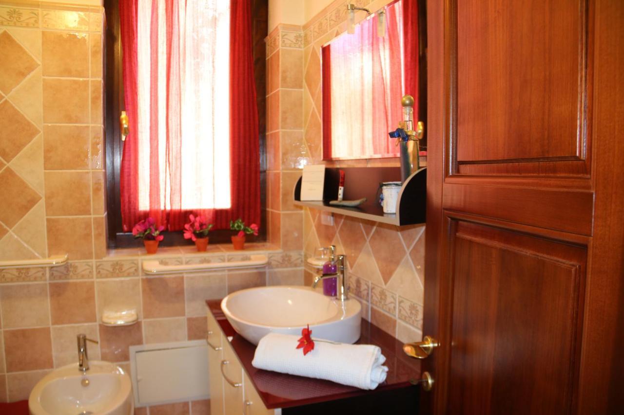 Sardinia Re Guest House 사사리 외부 사진